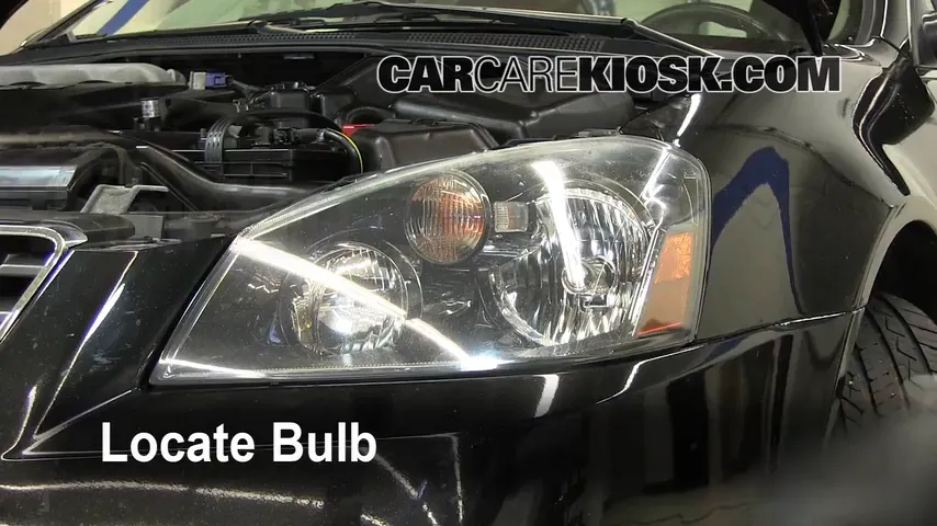 2006 Nissan Altima SE 3.5L V6 Lights Parking Light (replace bulb)